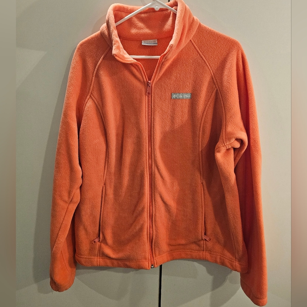 Columbia Womans XL Salmon Colored Full Zip Fleece Jacket